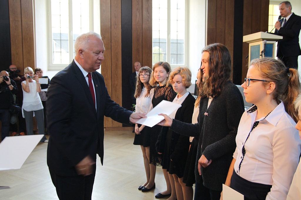 Miejska inauguracja roku szkolnego odbyła się w Sali Maneżowej