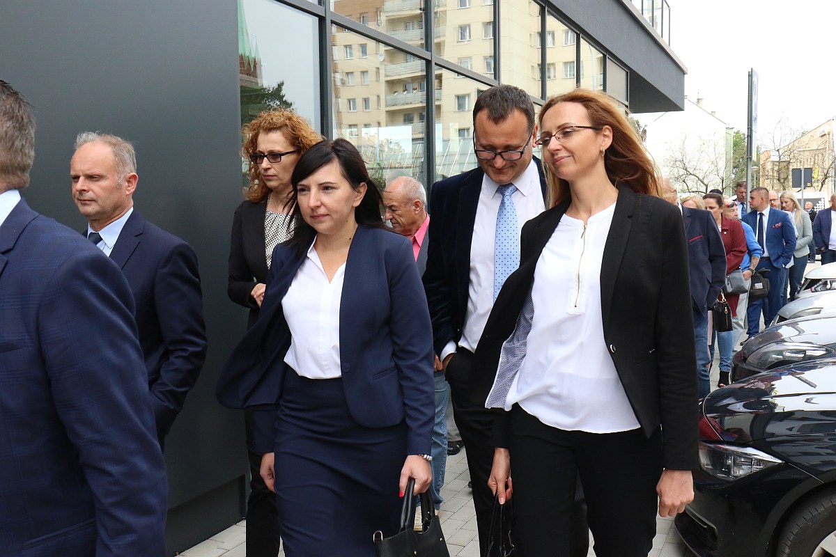 Zakończenie budowy i otwarcie budynku wielofunkcyjnego Mpoint