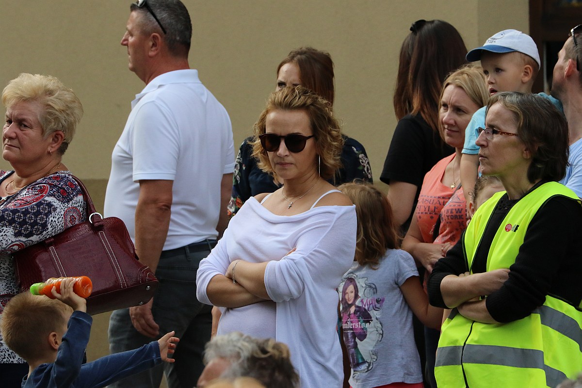 Ukochana ulica legniczan zaprosiła na imieniny cz. 1