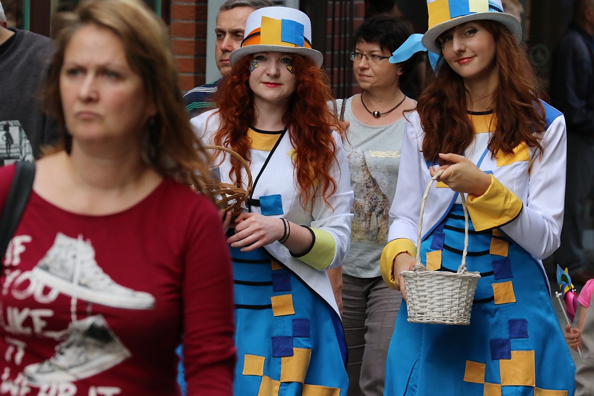 Ukochana ulica legniczan zaprosiła na imieniny cz. 1
