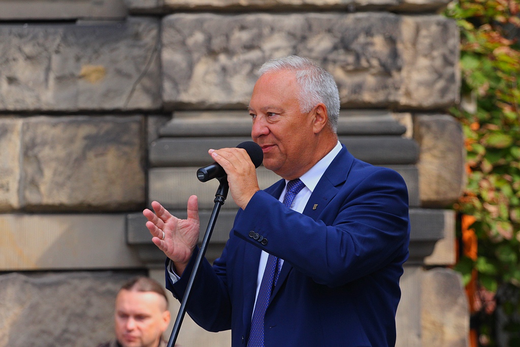 Legniczanie zwiedzali ratusz - siedzibę władz miejskich