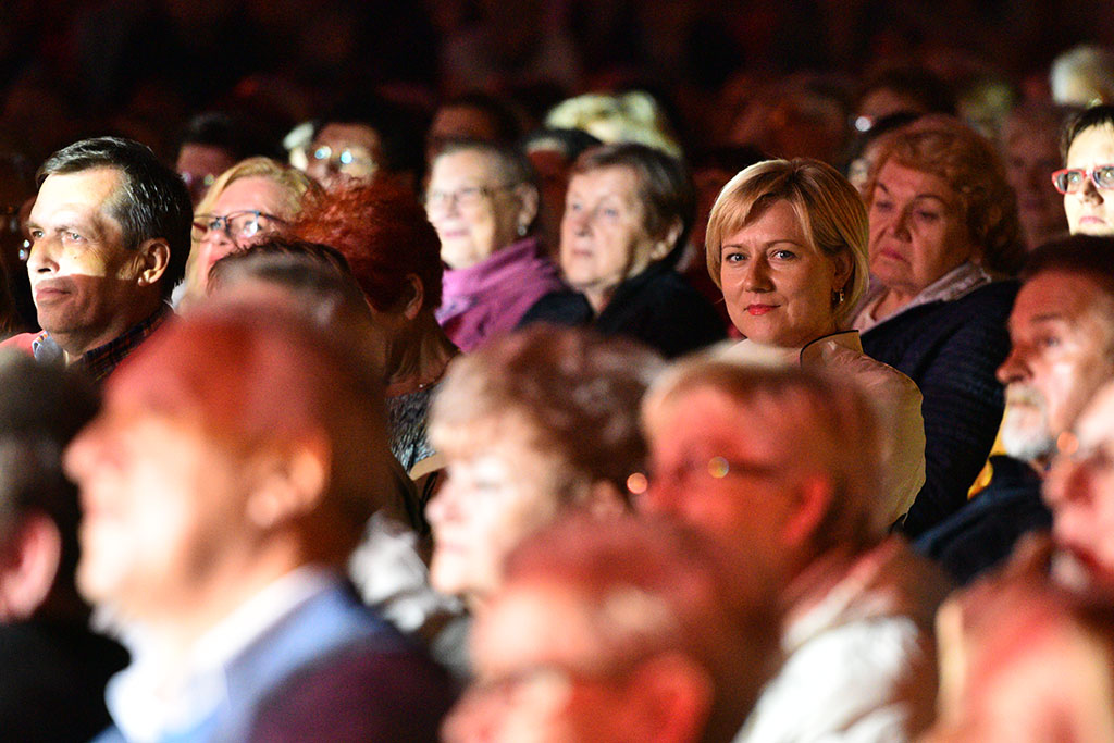 Ukochana ulica legniczan zaprosiła na imieniny cz. 2