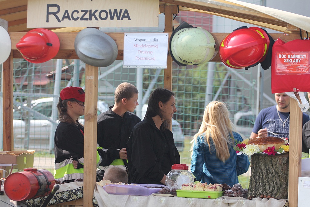 Gmina Legnickie Pole w sobotę bawiła się na dożynkach