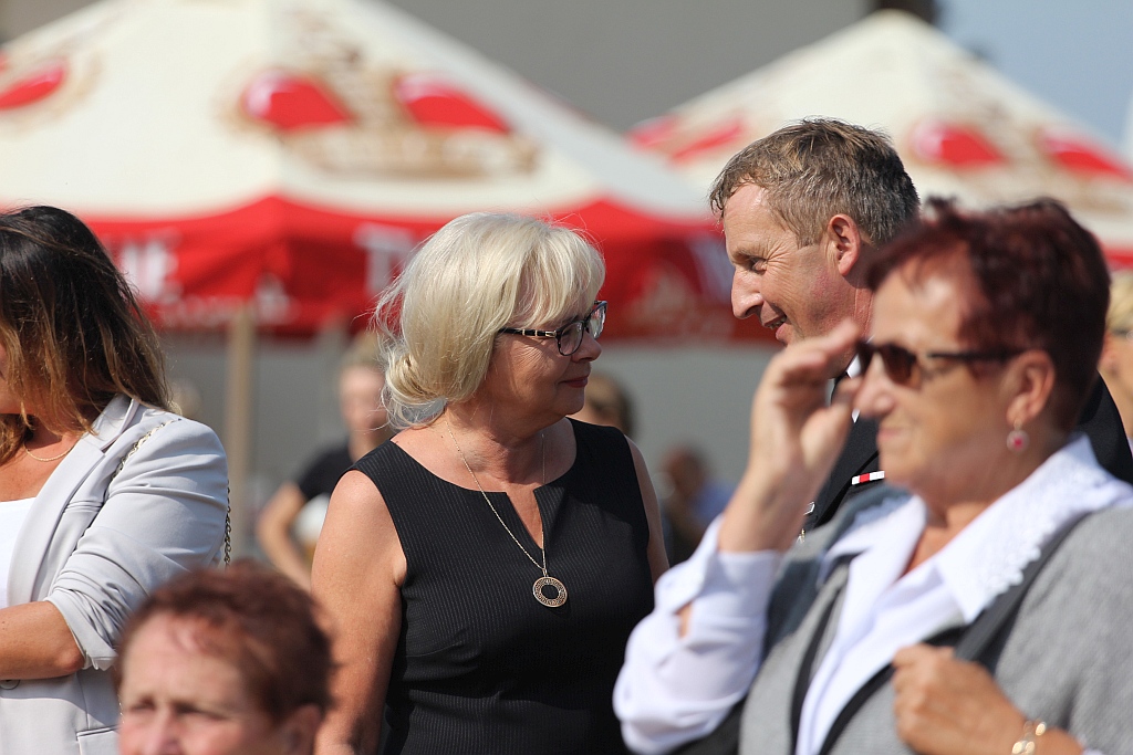 Gmina Legnickie Pole w sobotę bawiła się na dożynkach