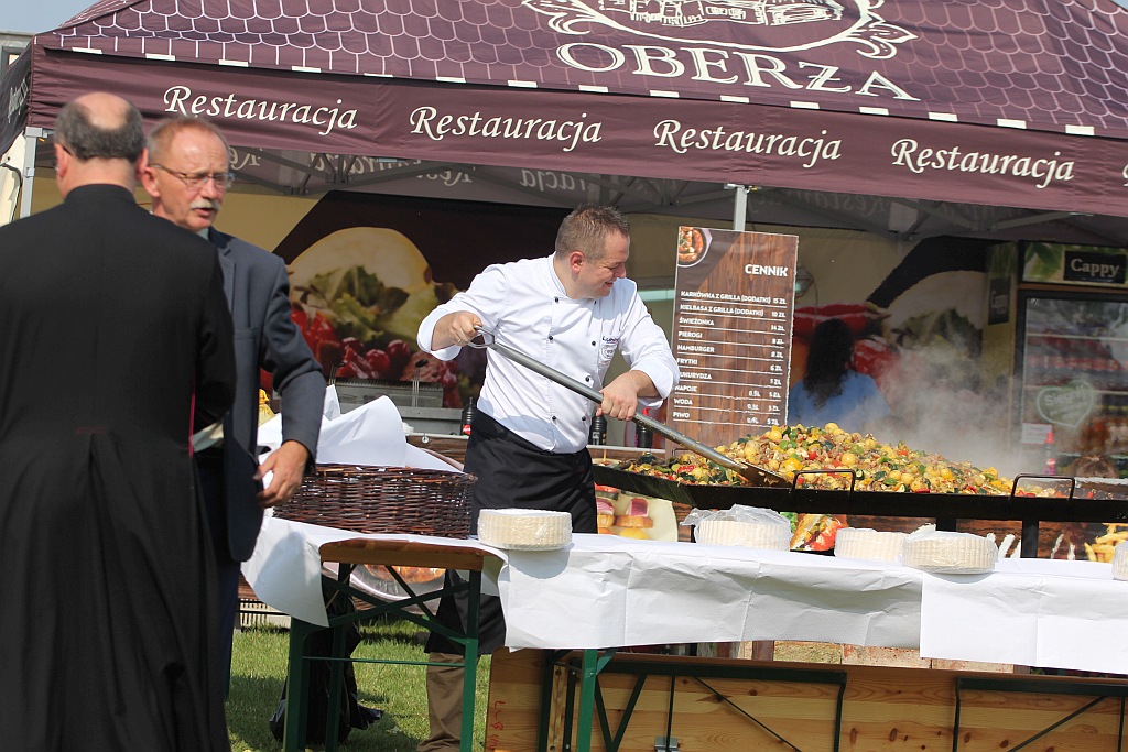 Gmina Legnickie Pole w sobotę bawiła się na dożynkach