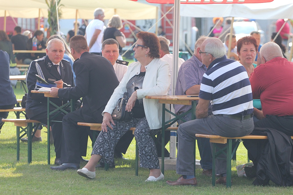Gmina Legnickie Pole w sobotę bawiła się na dożynkach