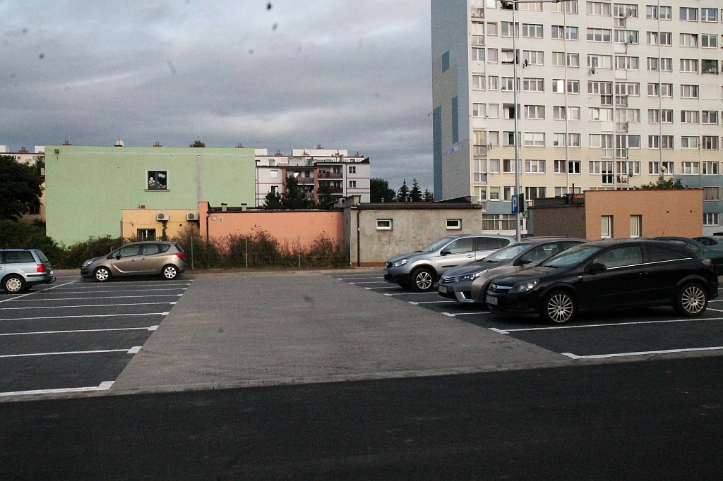 Na osiedlu Kopernika jest już nowy parking na 157 miejsc