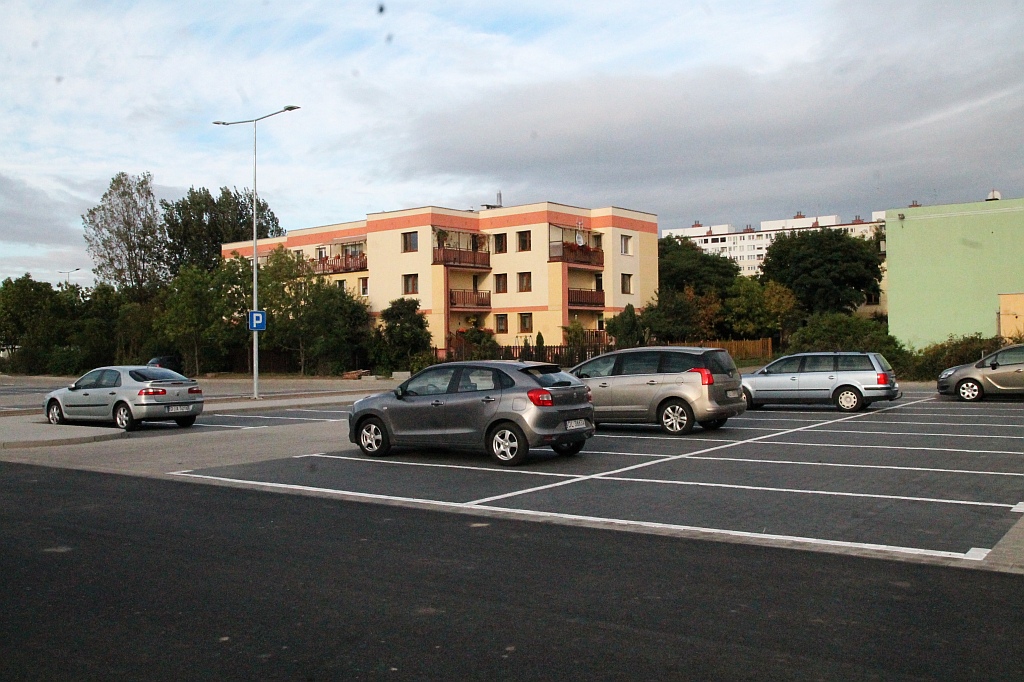 Na osiedlu Kopernika jest już nowy parking na 157 miejsc