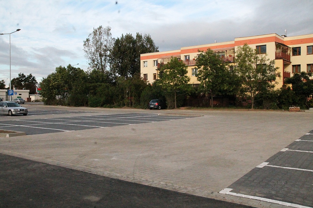 Na osiedlu Kopernika jest już nowy parking na 157 miejsc