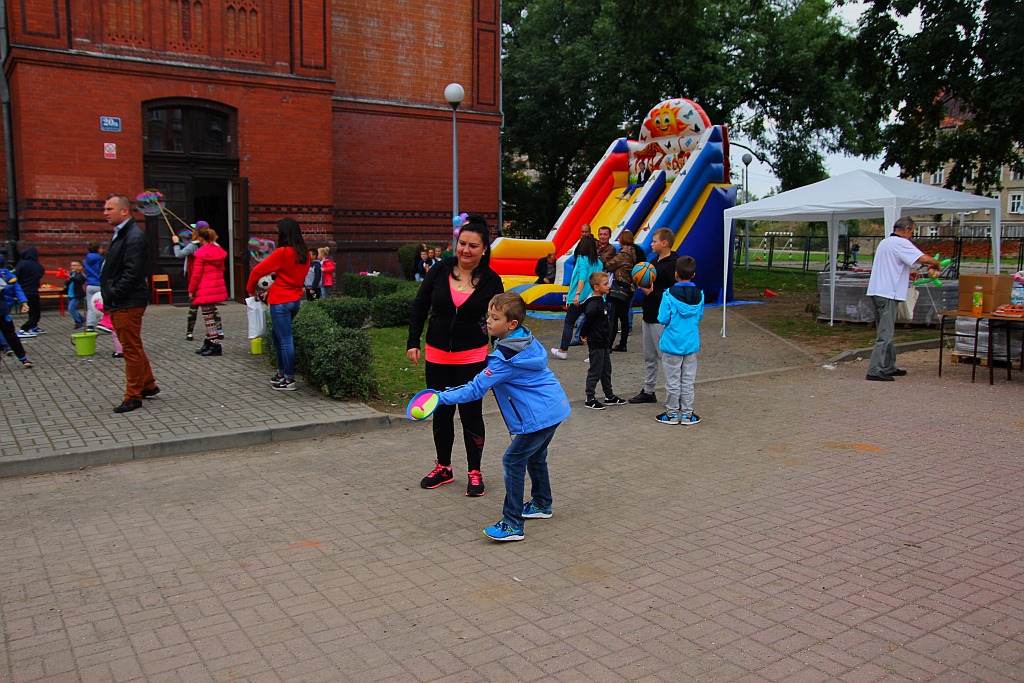 W Szkole Podstawowej nr 1 odbył się festyn „Postaw na rodzinę”