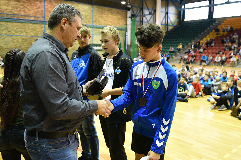 Zakończył się turniej Lion Cup 2017. Dwa triumfy Siódemki Miedź