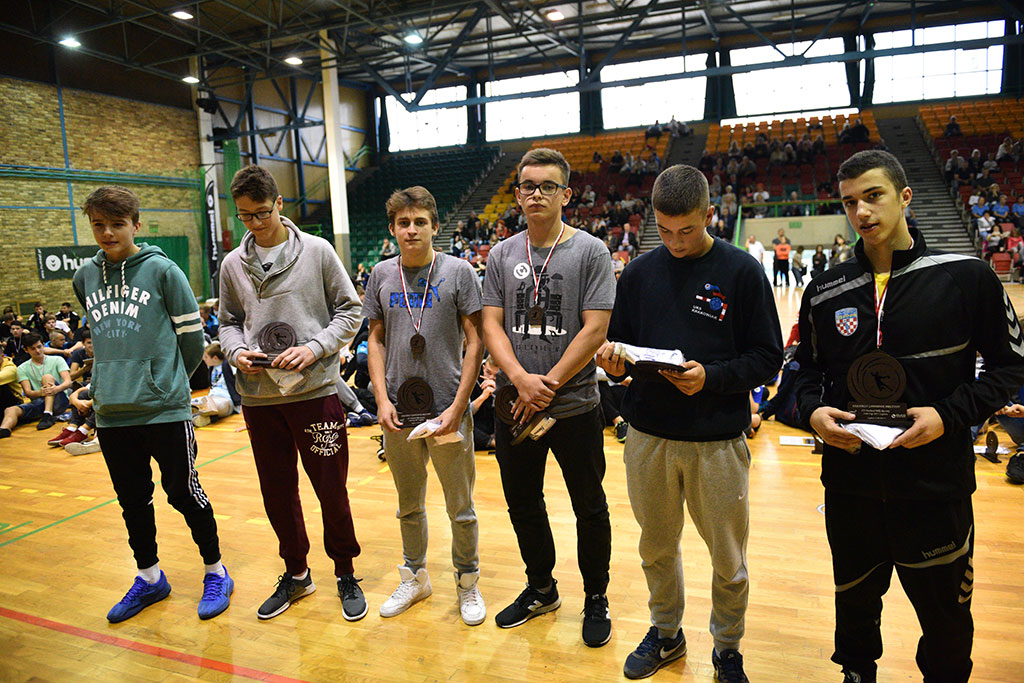 Zakończył się turniej Lion Cup 2017. Dwa triumfy Siódemki Miedź