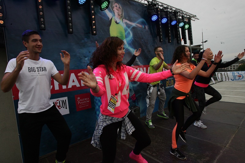 Na dachu Galerii Piastów odbył się charytatywny maraton tańca