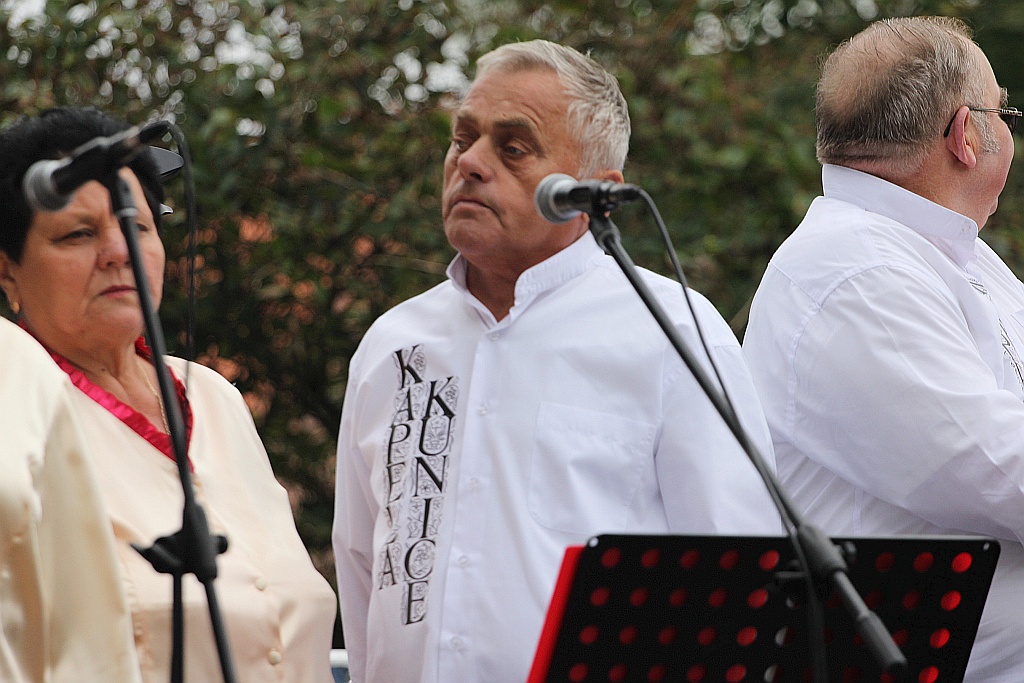 Na ludowo i folkowo zagrały zespoły w kunickiej Folk-Biesiadzie