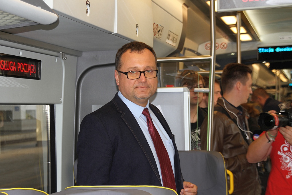 Koleje Dolnośląskie testują nowo zakupione pociągi 45 WE