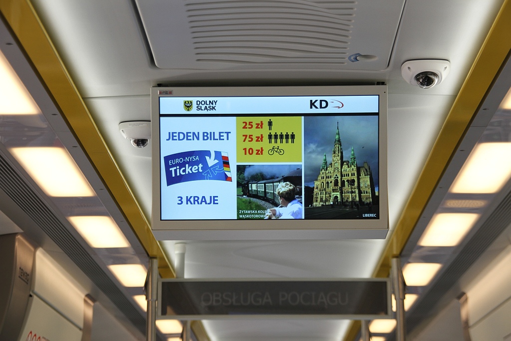 Koleje Dolnośląskie testują nowo zakupione pociągi 45 WE