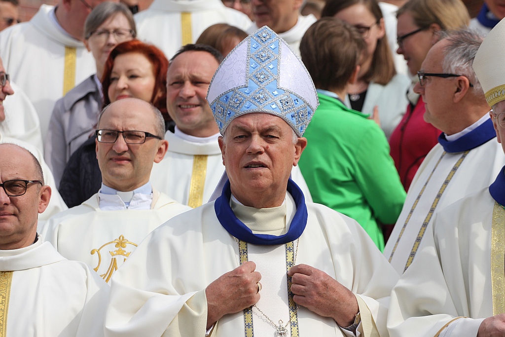 Blisko stu biblistów przyjechało na spotkanie do Legnicy