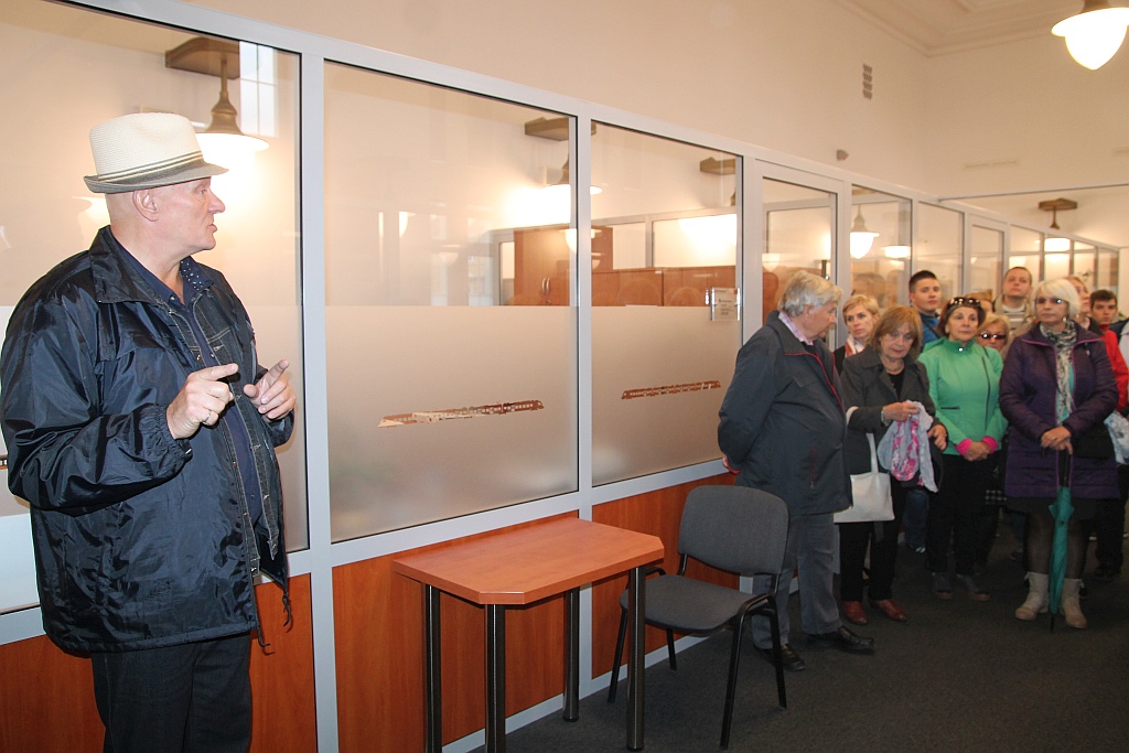 Morawiec&Piaskowski: Spacer edukacyjny po legnickim dworcu