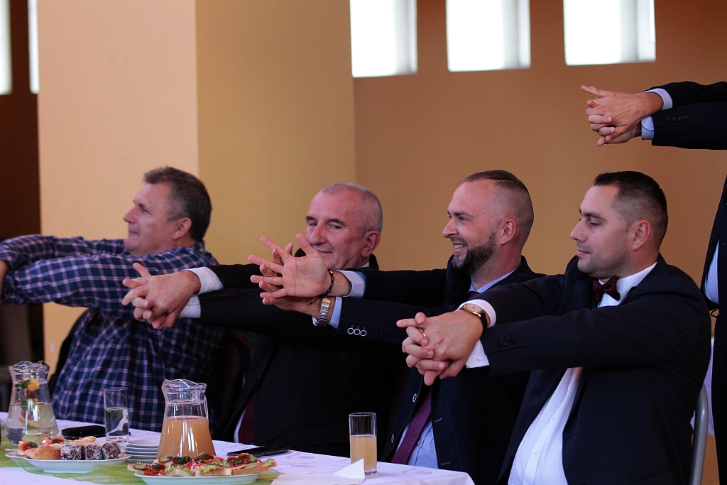 Wręczenie stypendiów ufundowanych przez wójta Legnickiego Pola