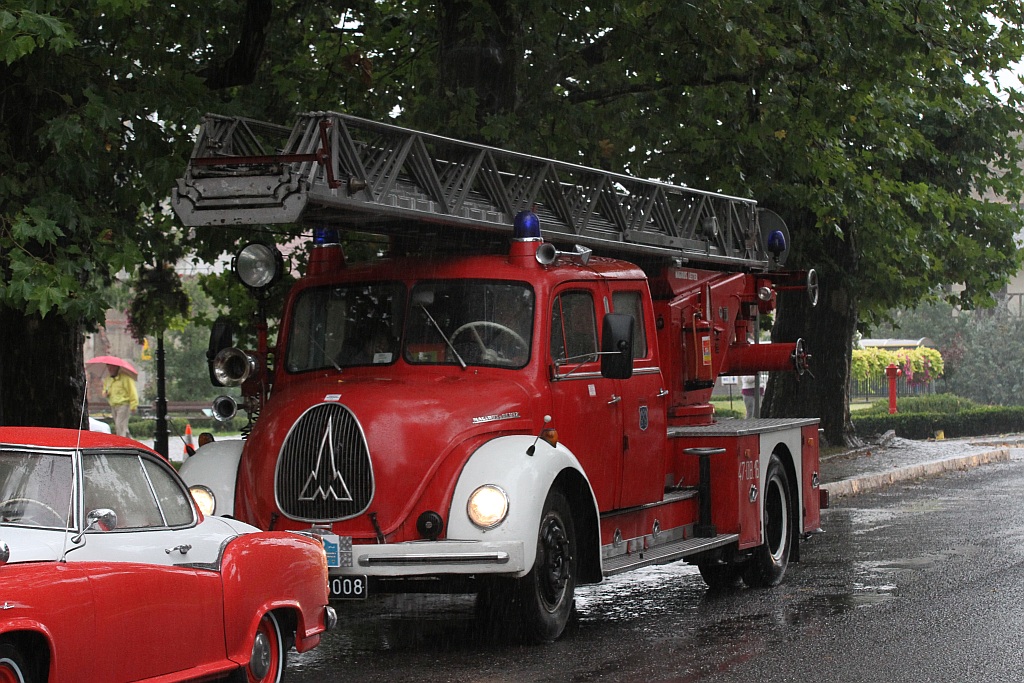 Legnickie Pole przywitało deszczem uczestników rajdu