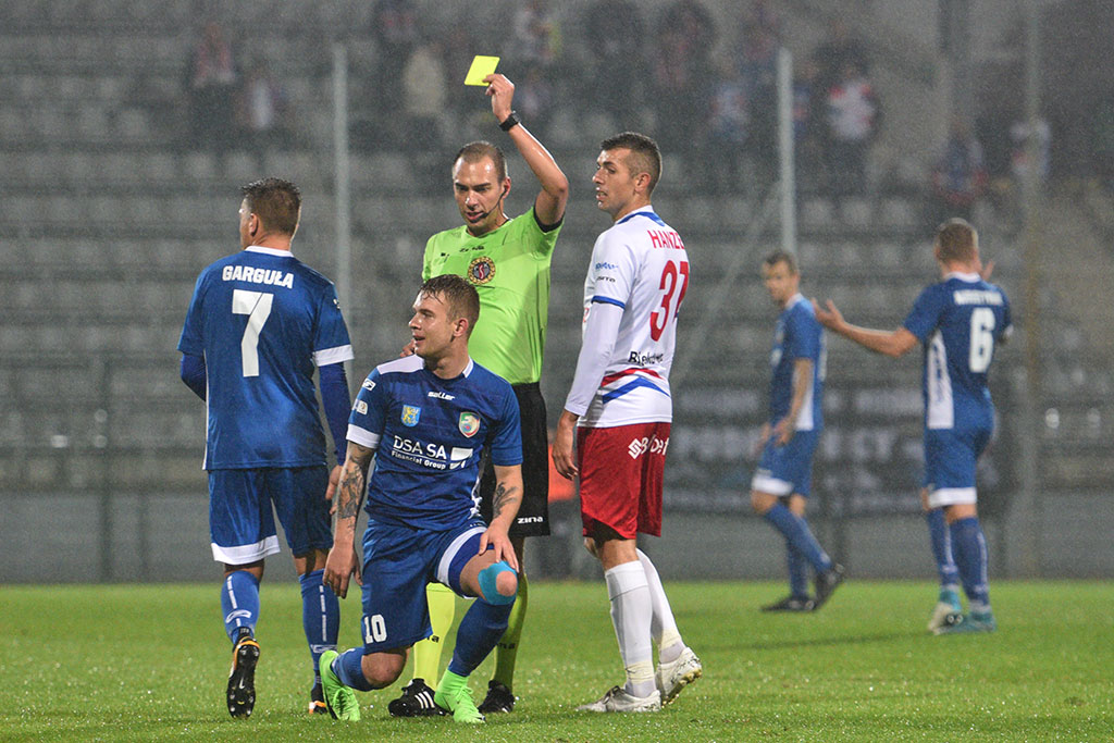 Miedź przegrała z Podbeskidziem i spadła na 3. miejsce w tabeli