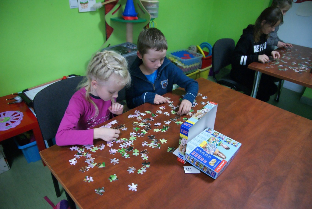 W Kunicach odbyły się mistrzostwa gminy w układaniu puzzli