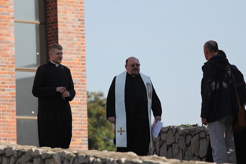 Kilkadziesiąt osób publicznie odmówiło koronkę na ulicach