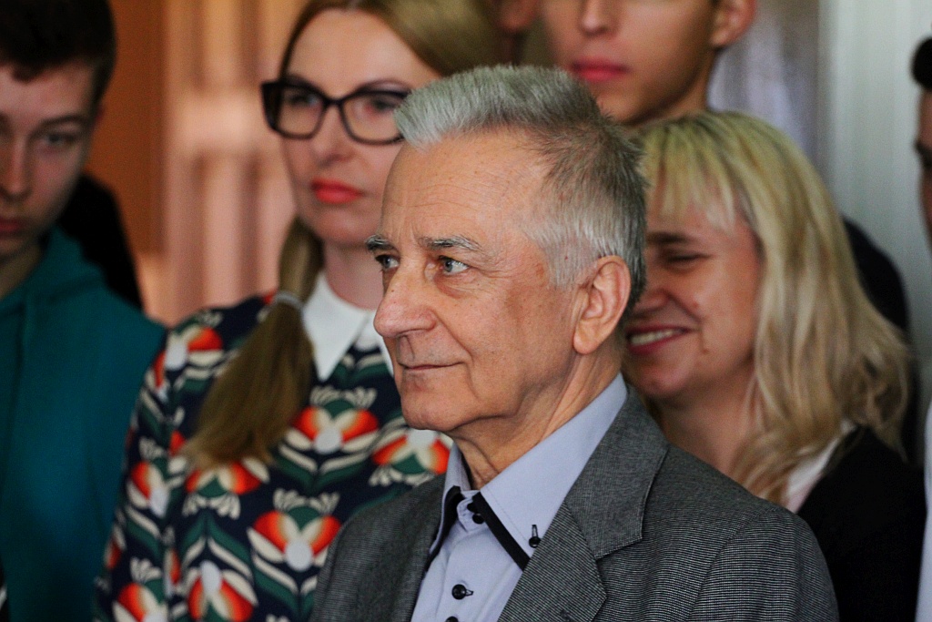 Byli pracownicy i uczniowie ZSEM byli gośćmi szkoły    
