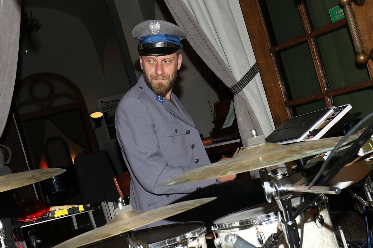 Podwójne Dno wystąpiło z okazji jubileuszu Teatru Modrzejewskiej