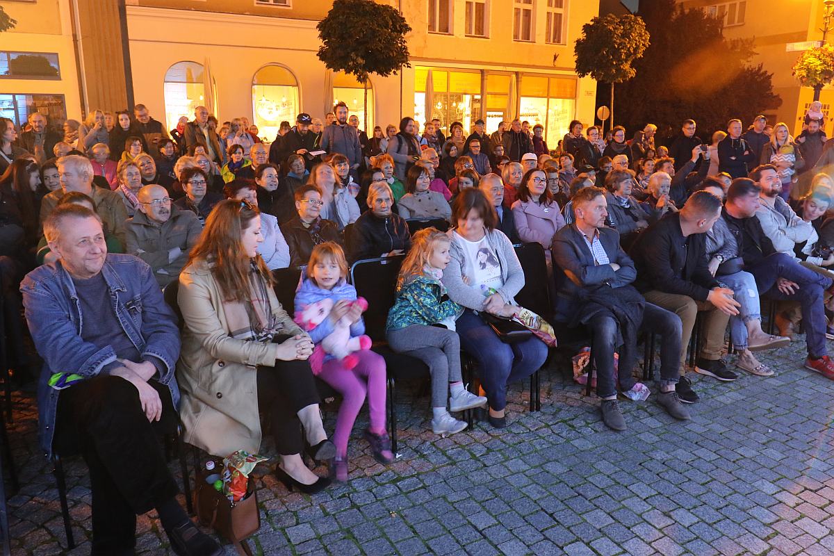 Podwójne Dno wystąpiło z okazji jubileuszu Teatru Modrzejewskiej