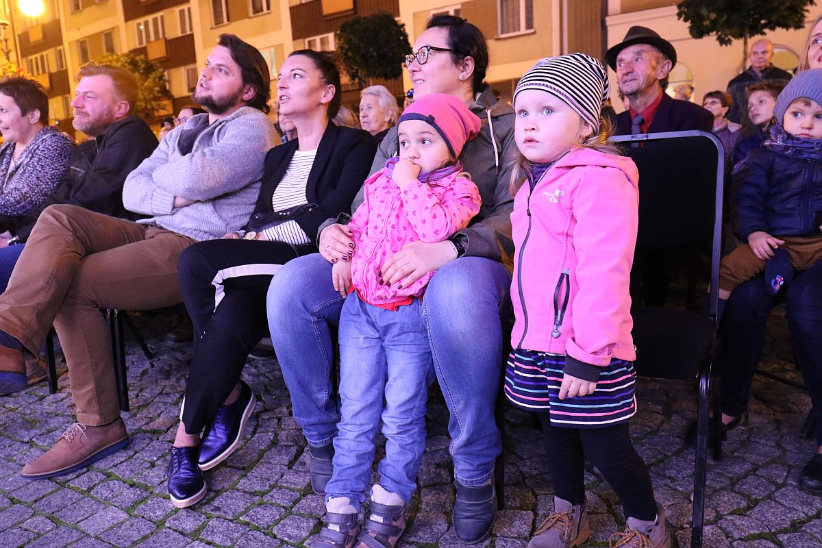 Podwójne Dno wystąpiło z okazji jubileuszu Teatru Modrzejewskiej