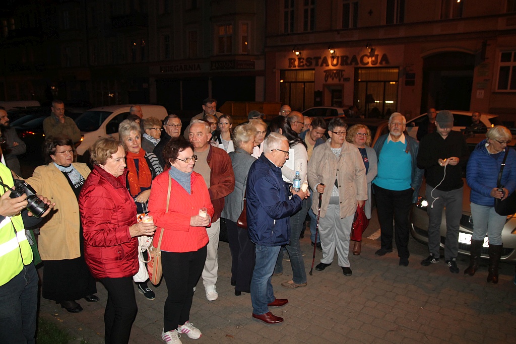 Komitet Obrony Demokracji wrócił pod legnicki sąd okręgowy