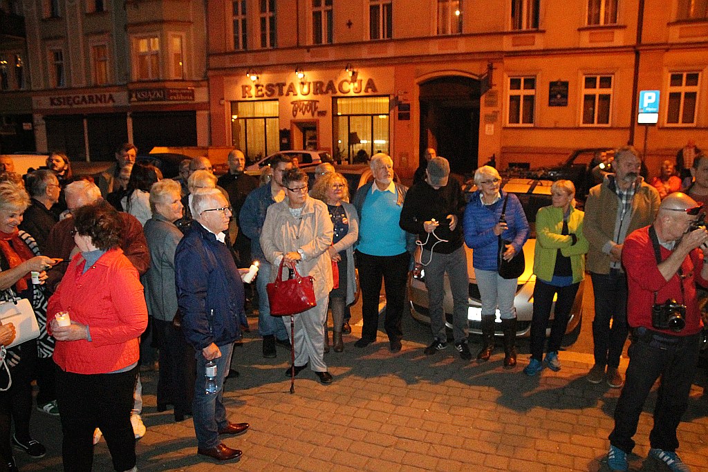 Komitet Obrony Demokracji wrócił pod legnicki sąd okręgowy