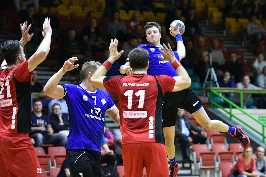 Szczypiorniści Siódemki Miedź Legnica pokonali faworyta ligi