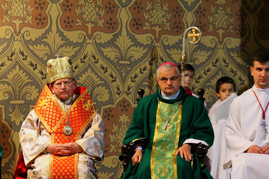 Rozpoczęły się uroczystości pogrzebowe księdza Kisińskiego