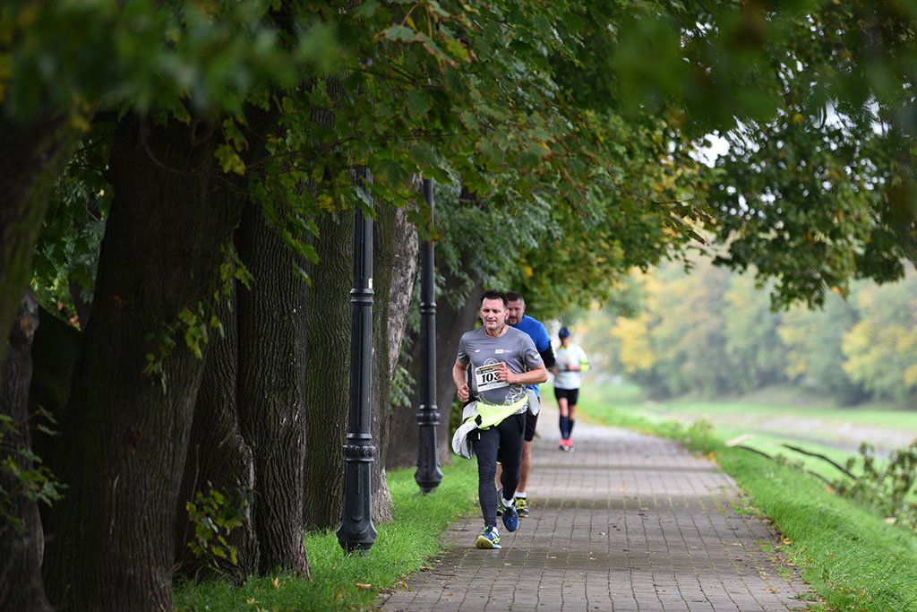 Bieg Lwa Legnickiego już po raz 30. w parku miejskim cz2