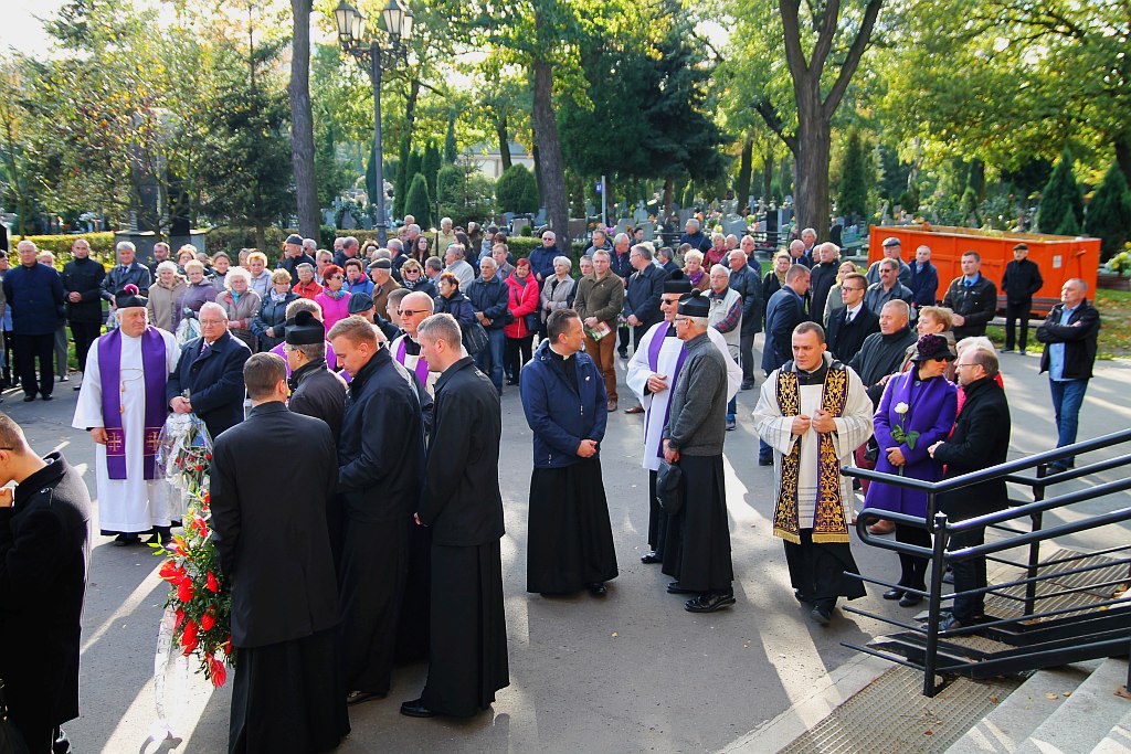 Uroczystości pogrzebowe księdza Tadeusza Kisińskiego