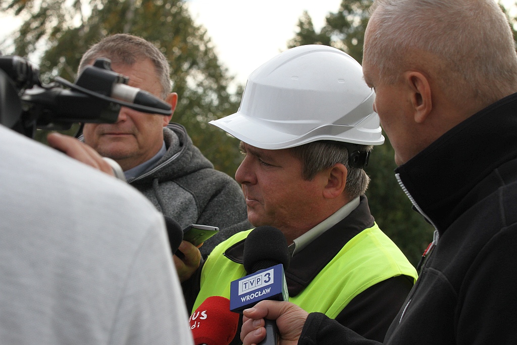 Próby obciążeniowe nowego mostu na Kaczawie