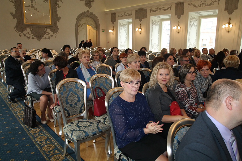 Prezydent nagrodził nauczycieli w Dniu Edukacji Narodowej
