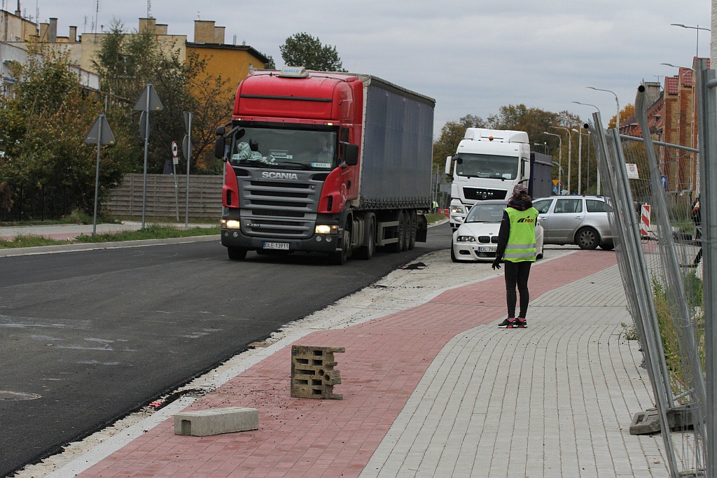 Próby obciążeniowe nowego mostu na Kaczawie