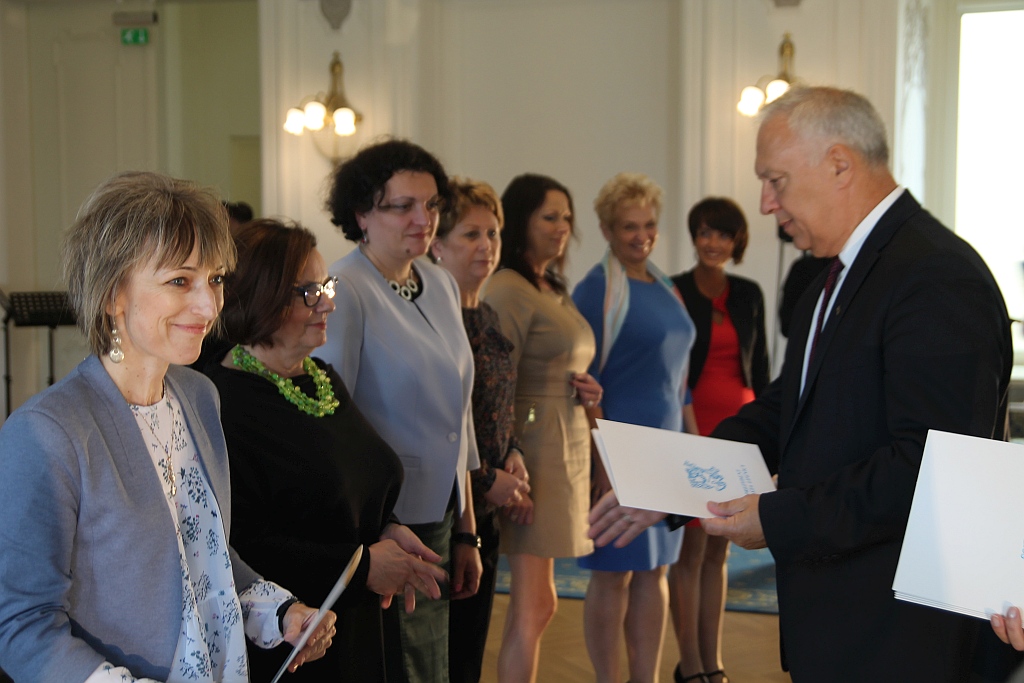 Prezydent nagrodził nauczycieli w Dniu Edukacji Narodowej