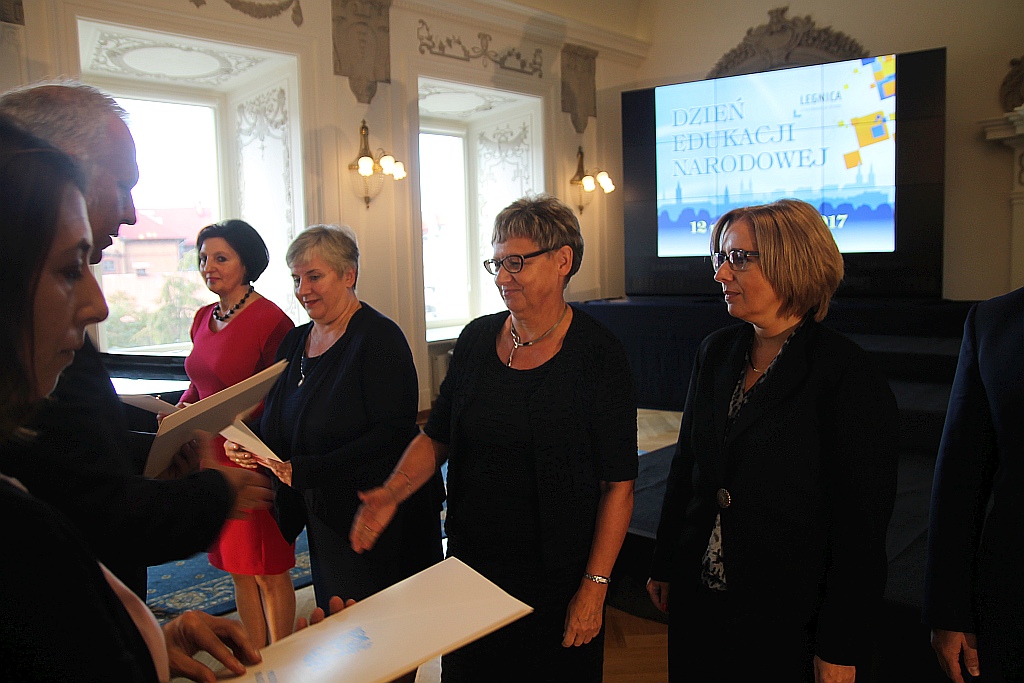 Prezydent nagrodził nauczycieli w Dniu Edukacji Narodowej