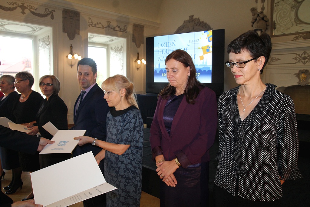 Prezydent nagrodził nauczycieli w Dniu Edukacji Narodowej