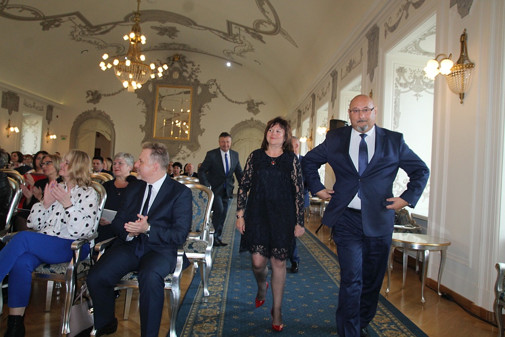 Prezydent nagrodził nauczycieli w Dniu Edukacji Narodowej