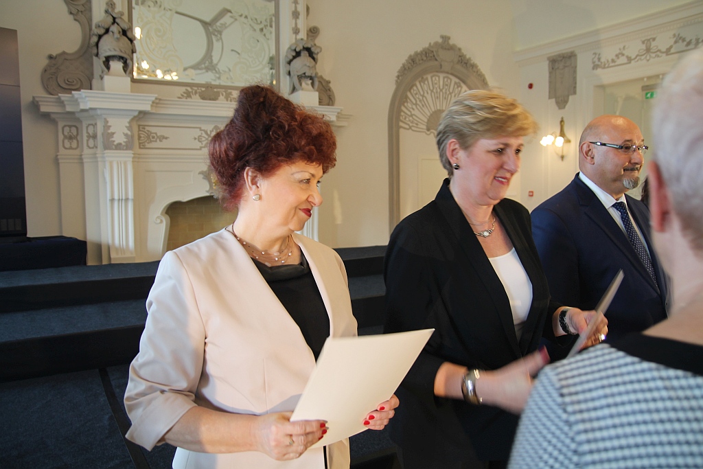 Prezydent nagrodził nauczycieli w Dniu Edukacji Narodowej