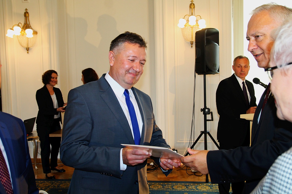 Prezydent nagrodził nauczycieli w Dniu Edukacji Narodowej