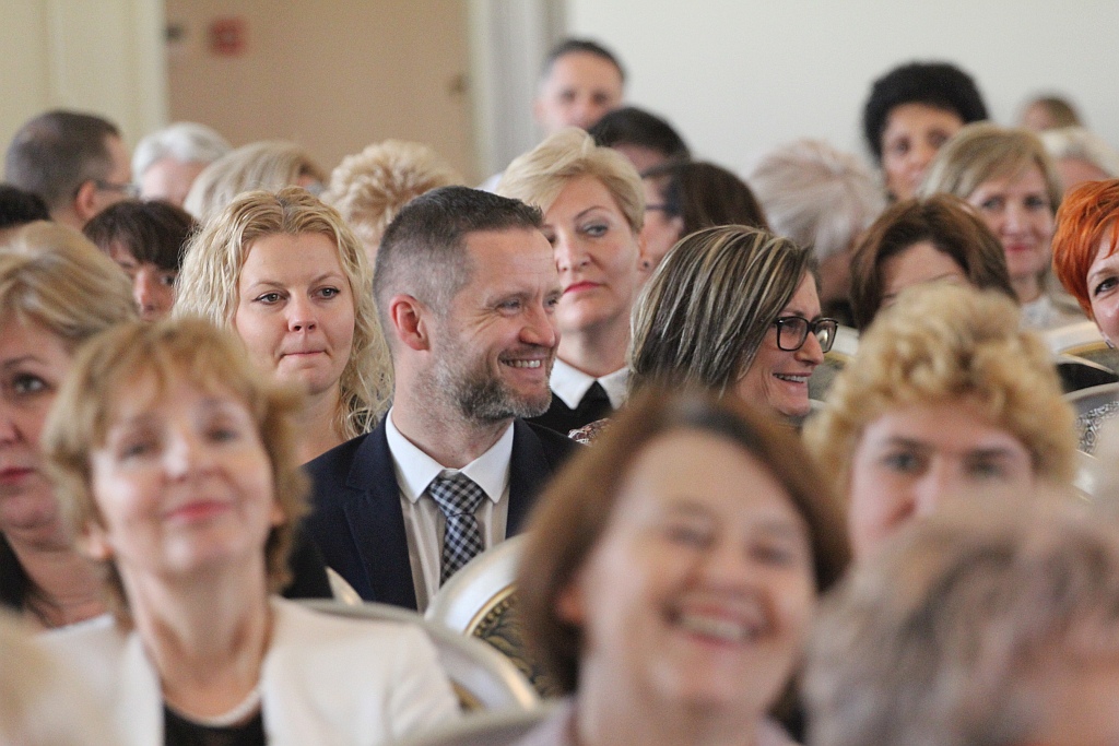 Prezydent nagrodził nauczycieli w Dniu Edukacji Narodowej