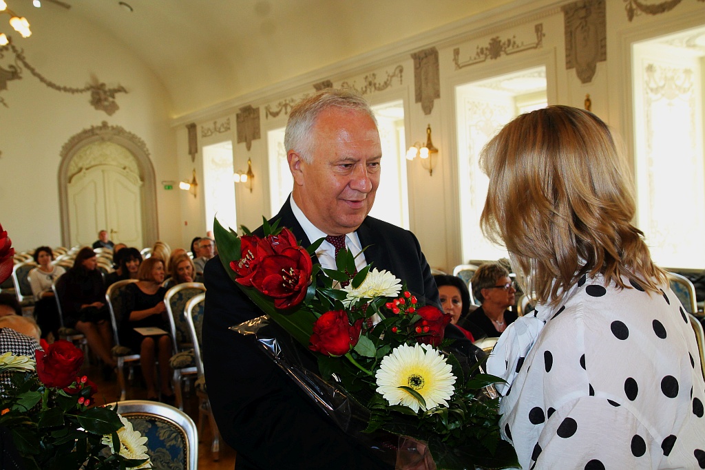 Prezydent nagrodził nauczycieli w Dniu Edukacji Narodowej