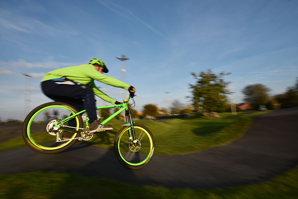 Pumptrack w Parku Bielańskim został oficjalnie otwarty