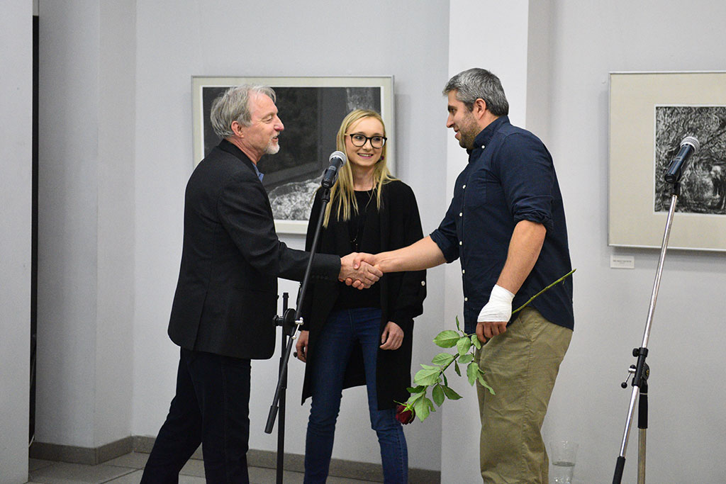 Wernisaż wystawy obrazów Adama Kopca w Galerii Ring